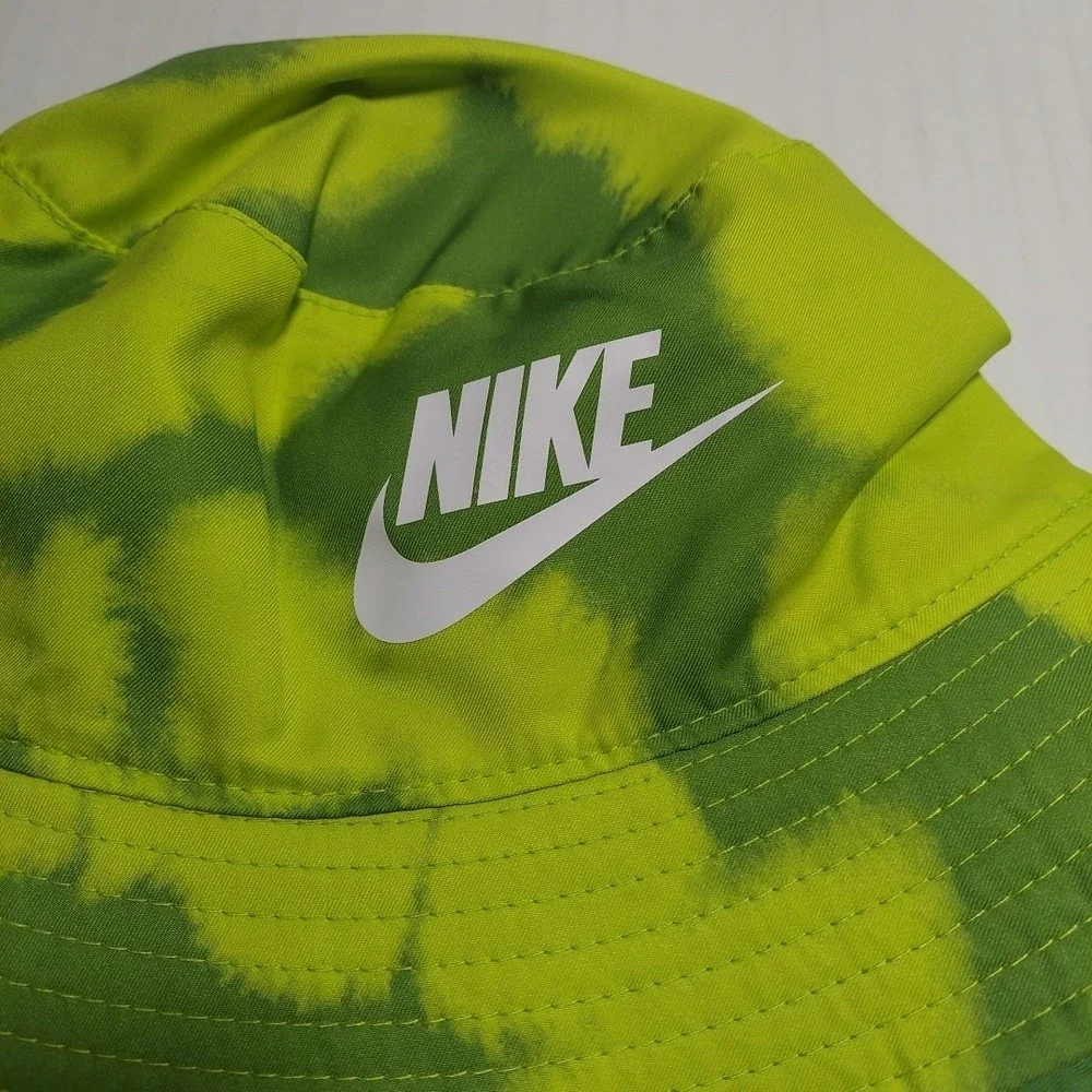 Nike Youth Unisex Size M/L - Reversible Bucket Hat Green - DQ9922-377 - Picture 2 of 5